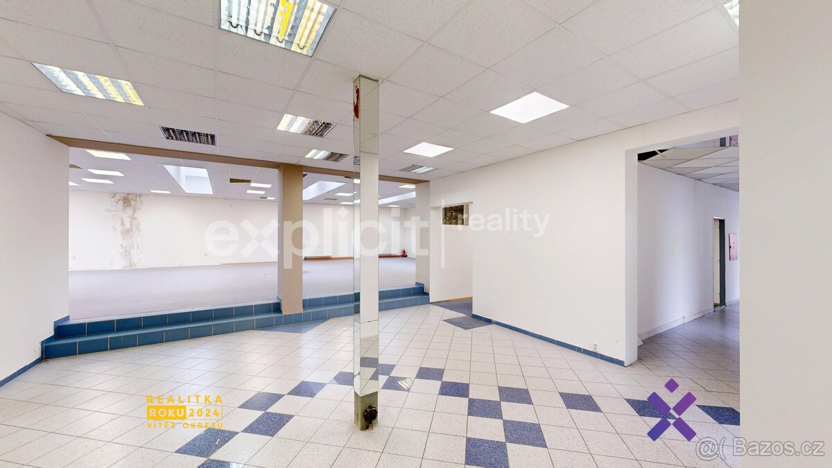Pronájem obchodního prostoru 387 m², Staré Město - 8