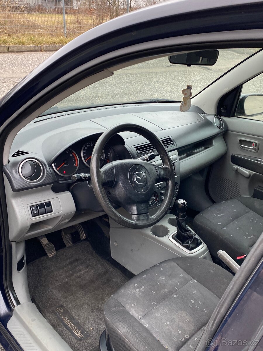 Mazda 2, 1.4 benzín. - 8