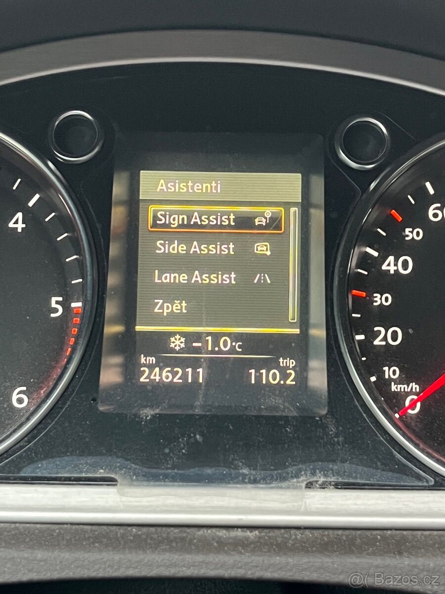 VW Passat B7 2014 DSG 2.0 TDI Highline - 8