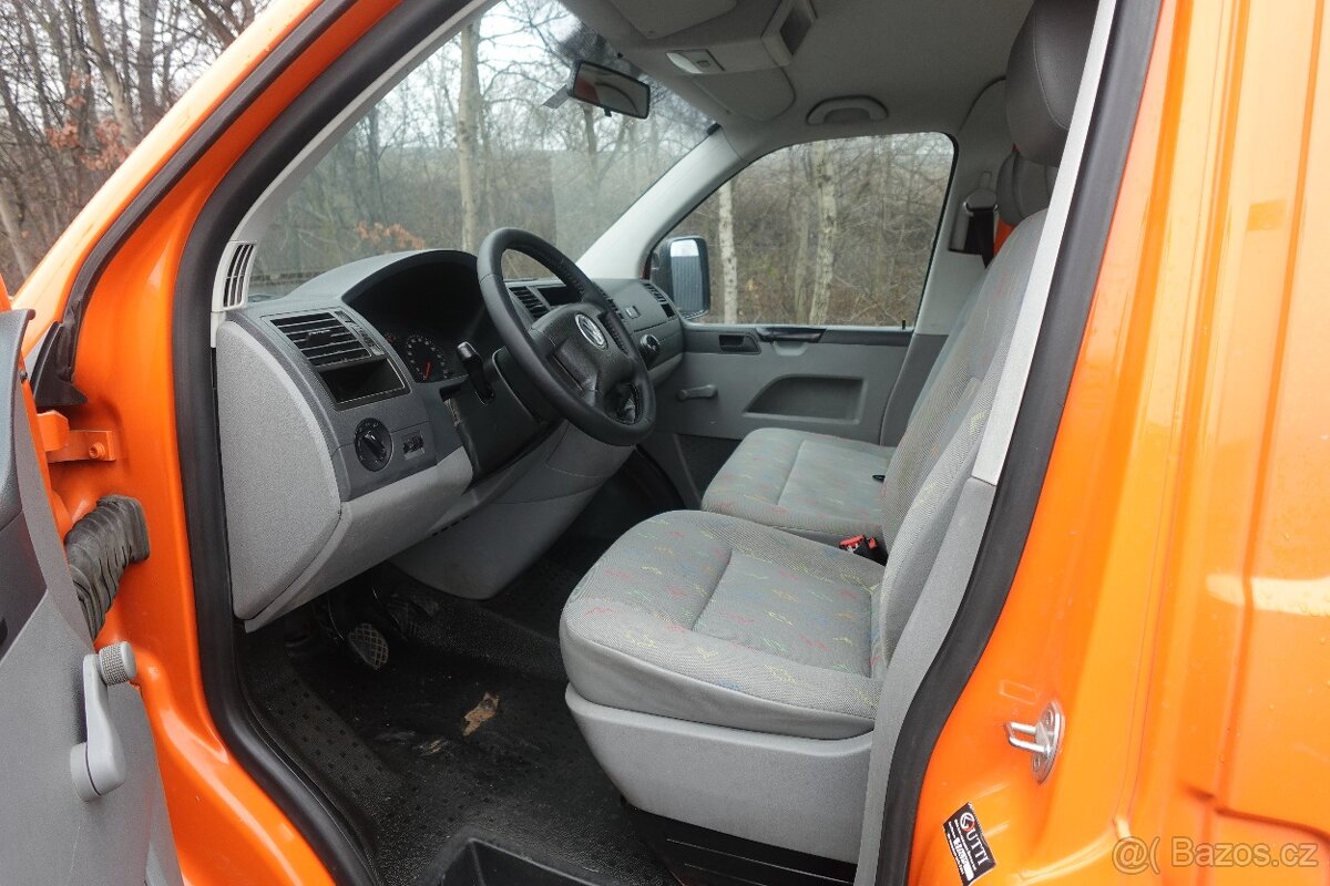 VW TRANSPORTER VALNÍK 1.9TDI KLIMA SERVISKA - 8