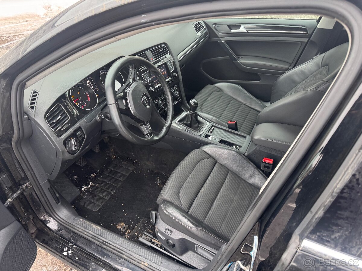 Prodám náhradní díly na ve golf 7 - 8