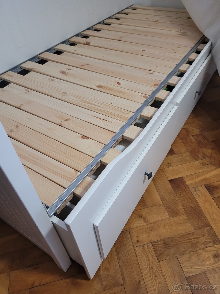 Rozkládací postel HEMNES s matrací AKREHAMN zn. IKEA - 8