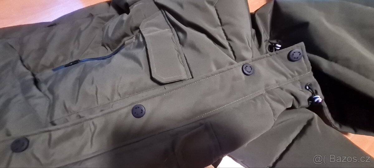 Prodám zmní kabát UN01 - 8