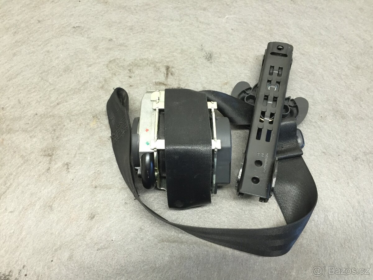 VW GOLF 5 COUPE 2003-2008 - PŘEDNÍ PÁSY - 8