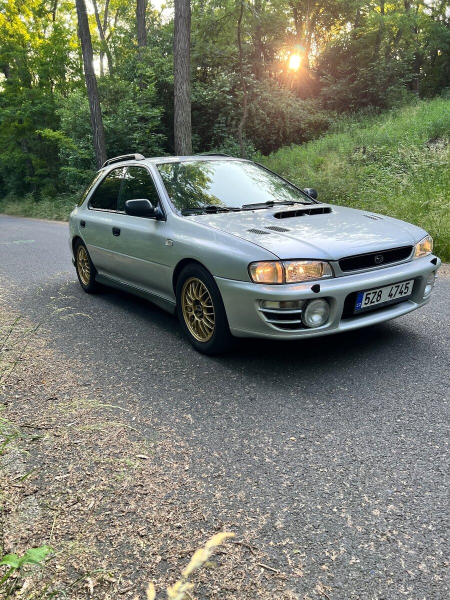 Subaru Impreza GT - 8