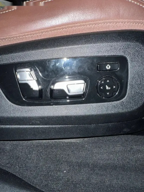 BMW X7, M50D ČR 1.MAJ,PERFEKTNÍ STAV - 8