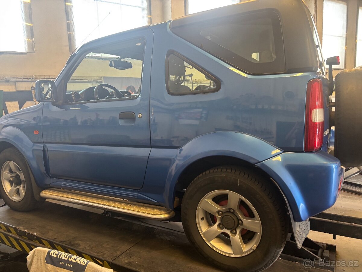 Suzuki Jimny - 8