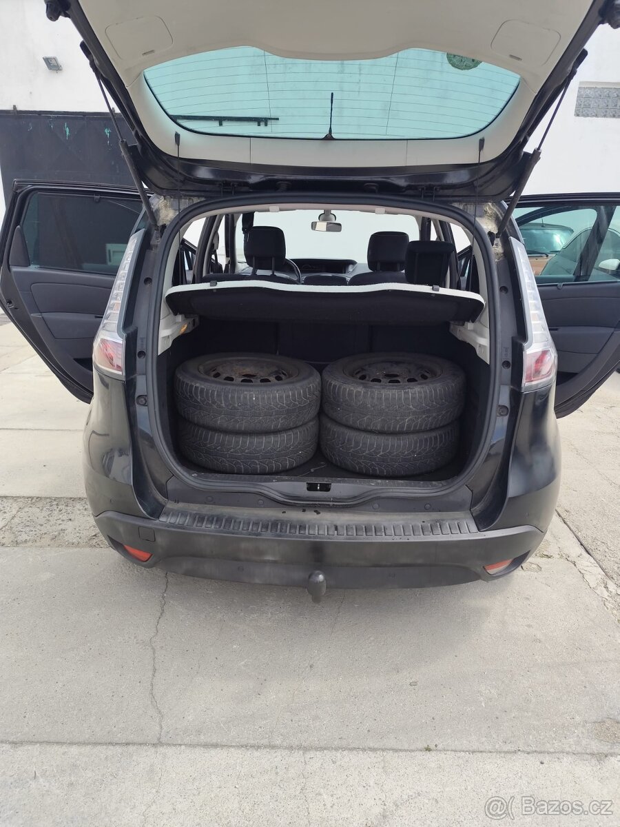 RENAULT MEGANE SCENIC - 8