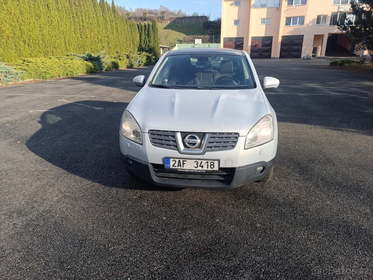 Prodám Nissan Qashqai, 4x4 - 8