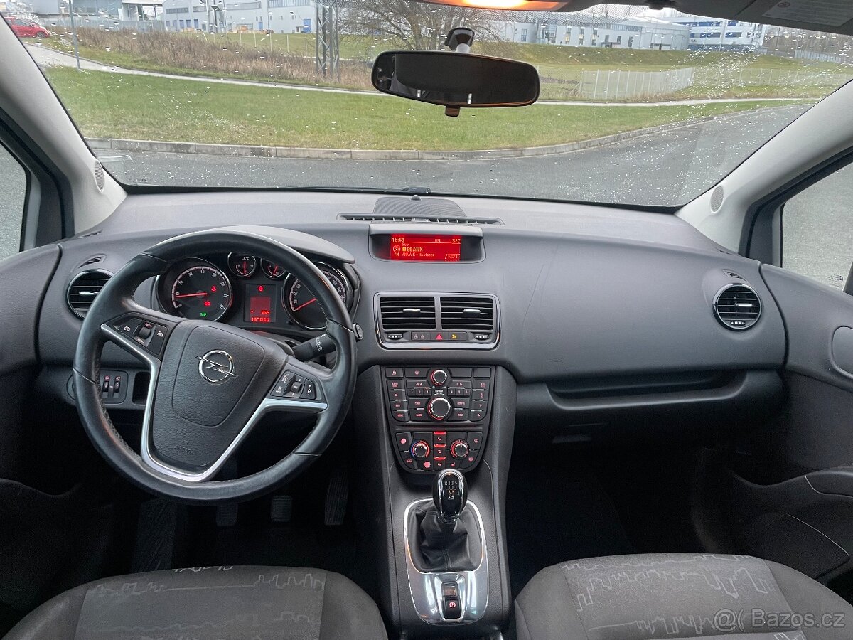 Opel Meriva - 8
