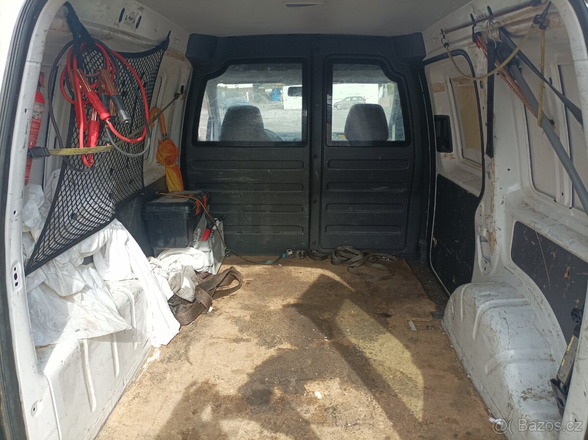 Volkswagen caddy - 8