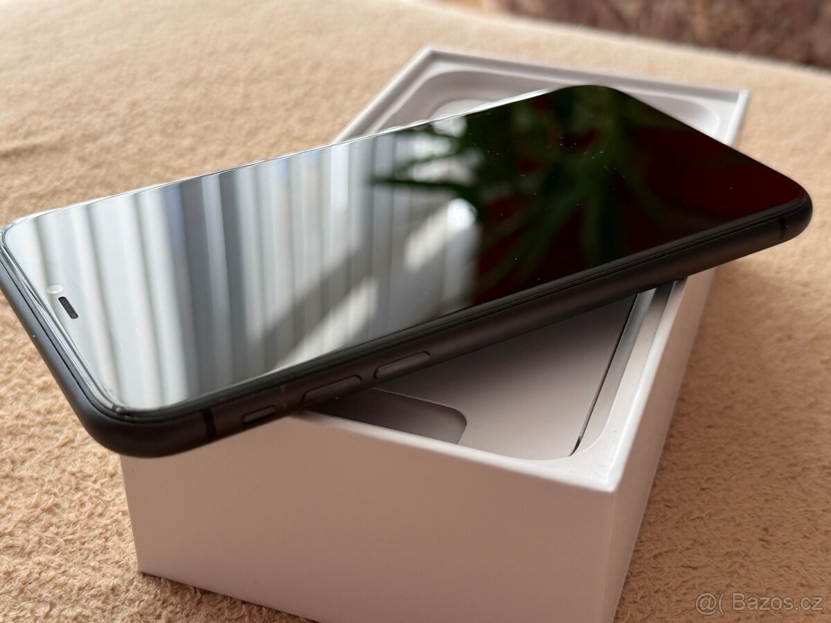 iPhone 11, Black, 128 GB - 8