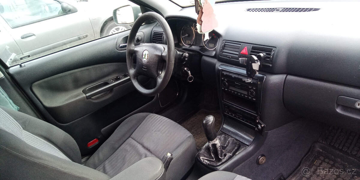 Škoda Octavia 1.8 20V Turbo - 8