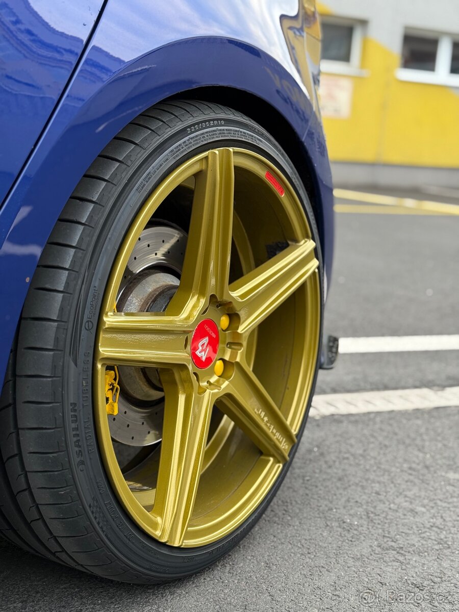 Prodám vw Golf 7R - 8