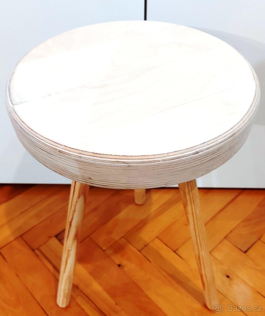 Květinový stolek na trojnožce, - 8