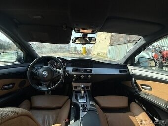 BMW E61 LCI 173kw Mpaket - díly - 8