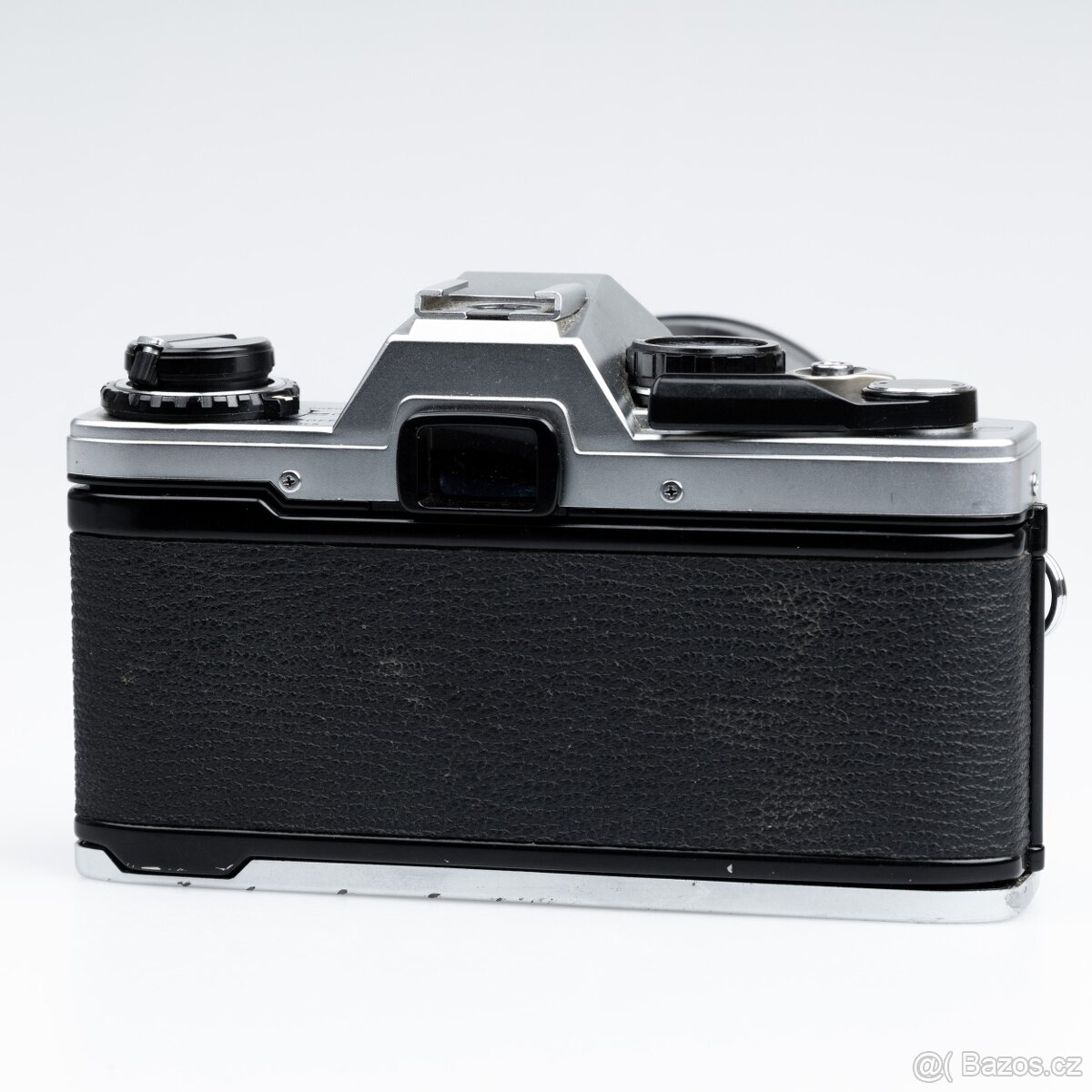 Olympus OM-10 a objektiv 28-105mm - 8