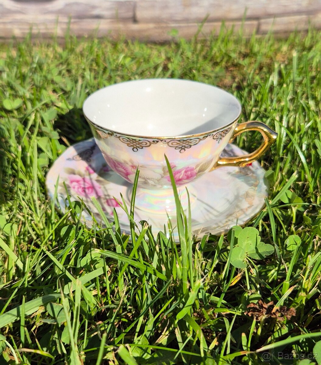 Krásné porcelánové hrníčky s podšálky 3 ks - 8