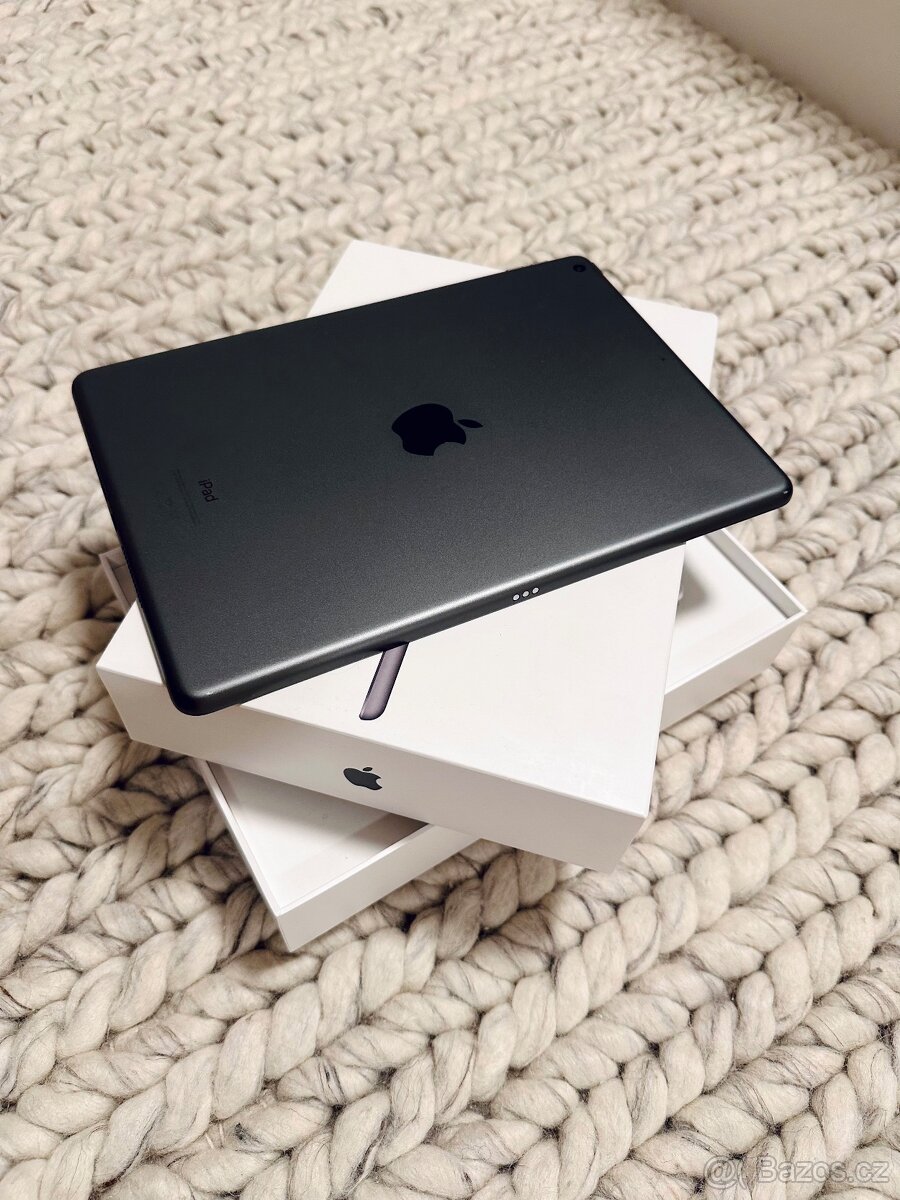 Apple iPad 8 128GB Space Gray - 8