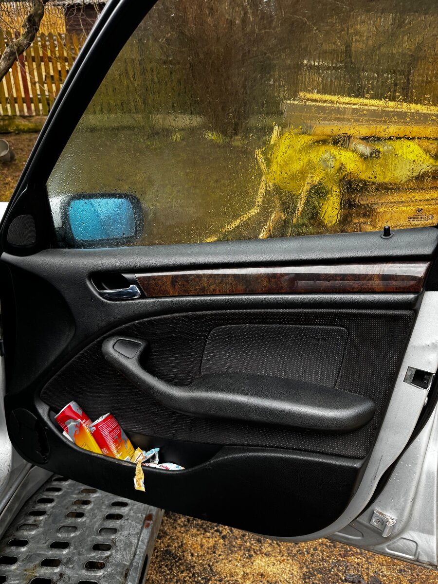 Bmw e46 sedan sport interiér - 8