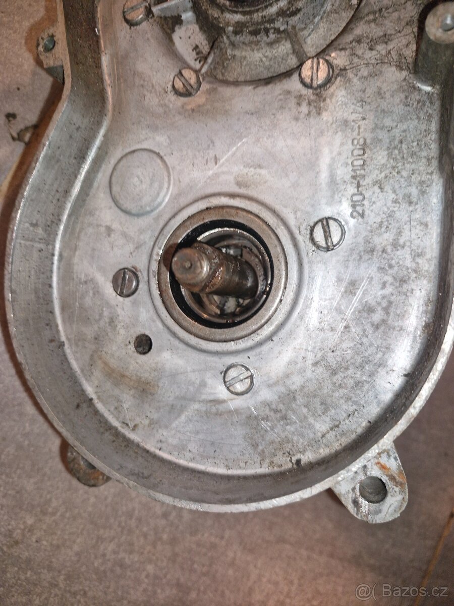 Polomotor babetta 210 - 8