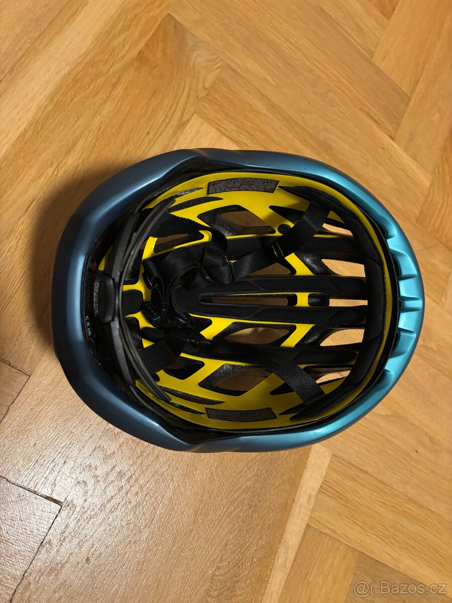 Cyklistická helma MET Estro vel. M - 8