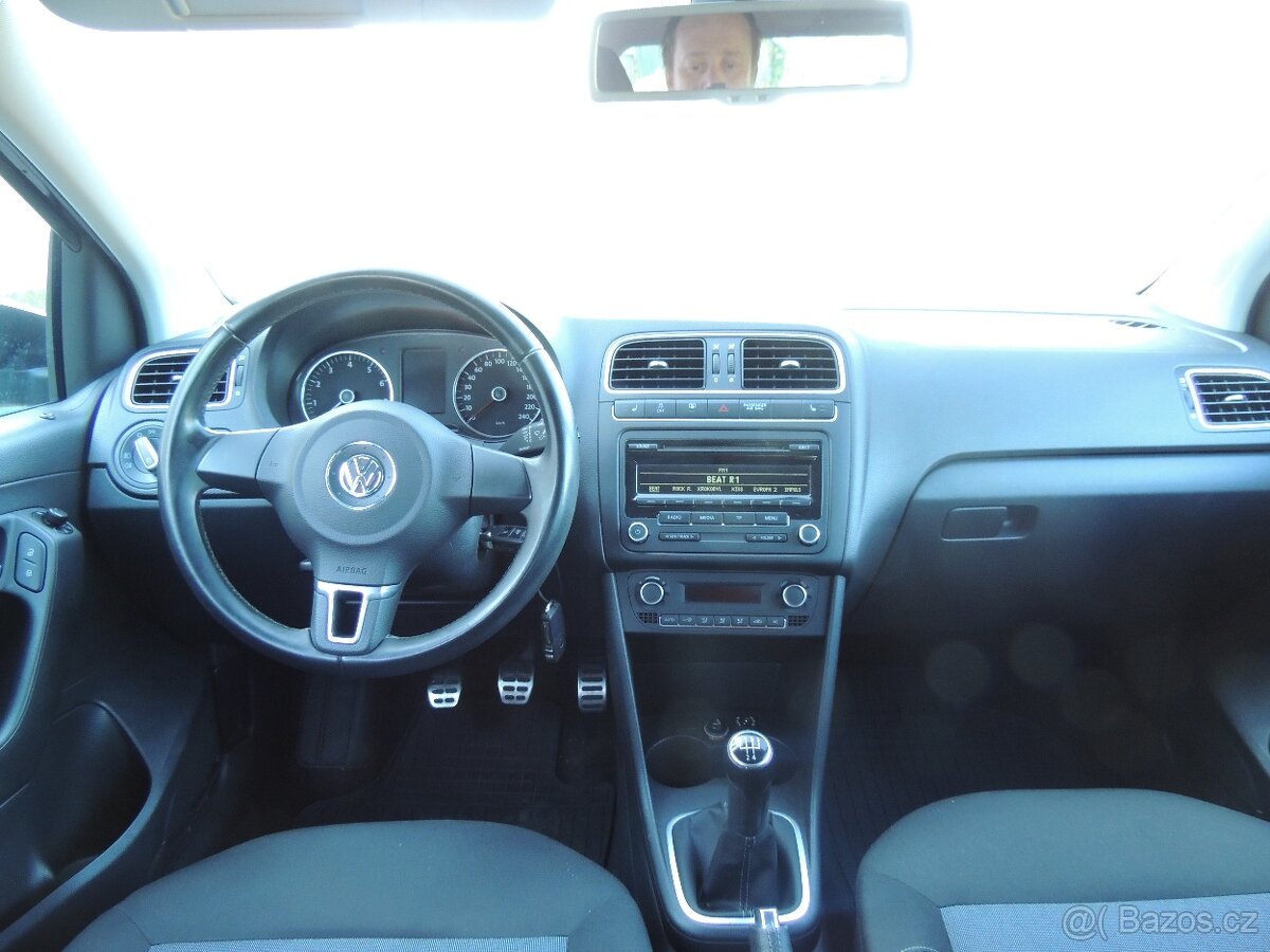 Volkswagen Polo 1.4 16V - 8