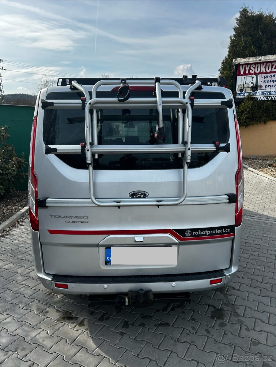 Ford Tourneo Custom 2.2 TDCi, 114 kW, 8 míst,najeto 139, DPH - 8