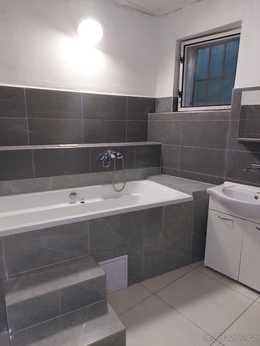 Pronájem prostoru na oslavy a party – Kaplice - 8