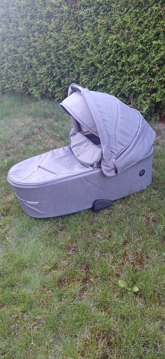 Korbička ke kočárku - 8