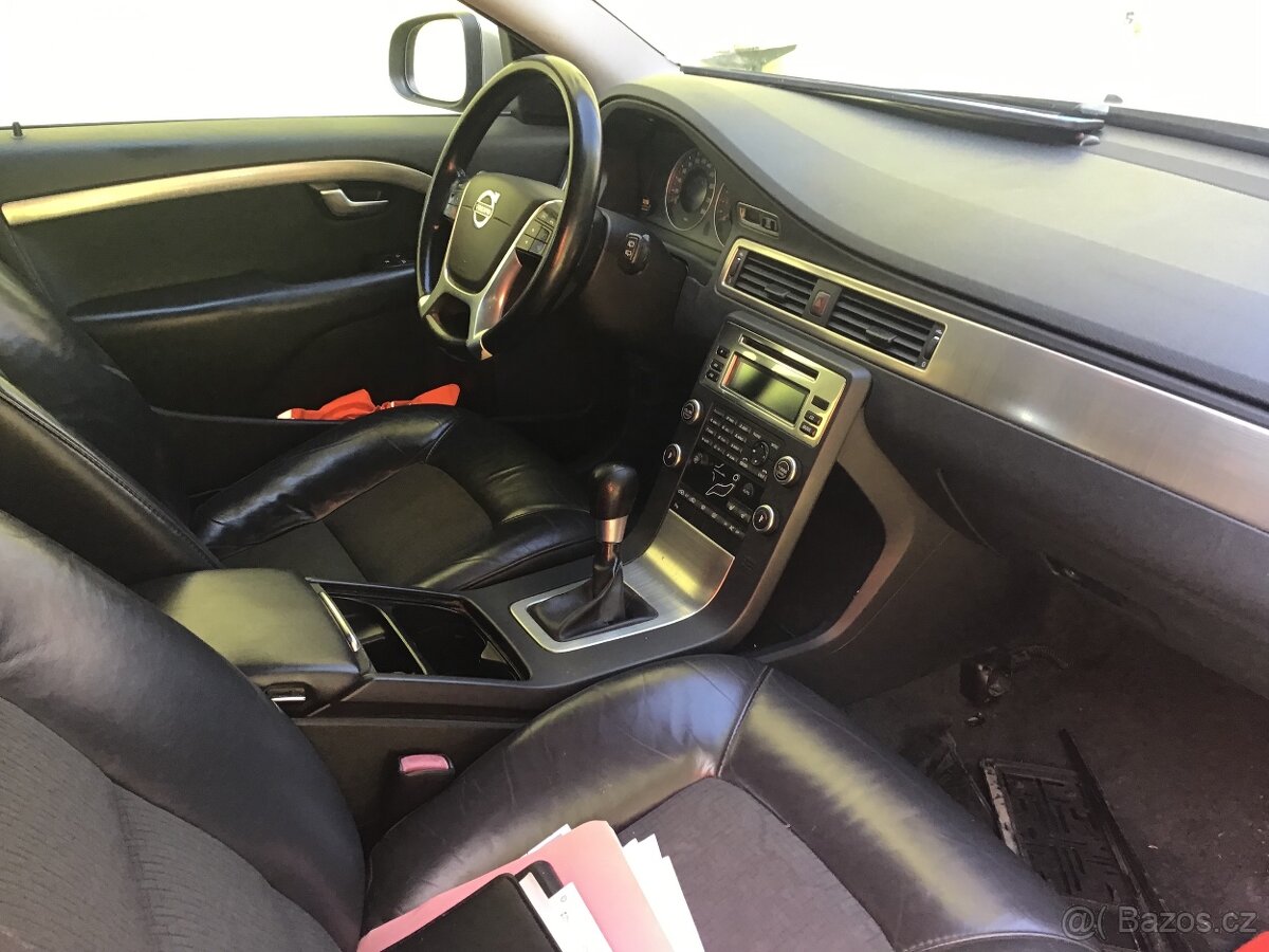 Prodam Volvo V70 2,5 Turbo Benzin LPG Manual Rv.2009 - 8