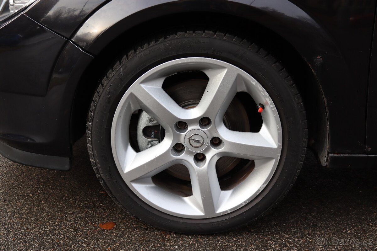 OPEL ASTRA 2.0TURBO 125kW - 8