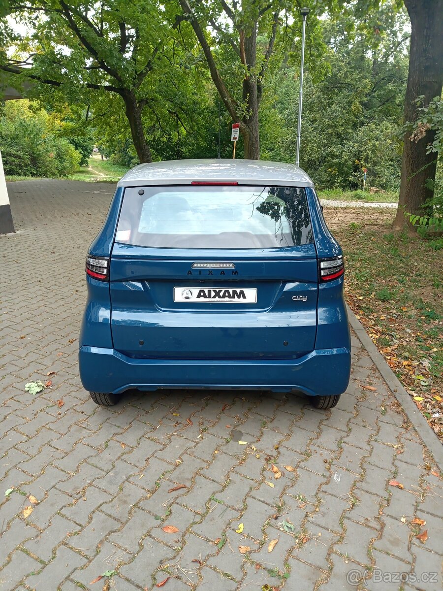 Aixam CITY, Pack Ambition Smaragd - auto od 15 let - 8