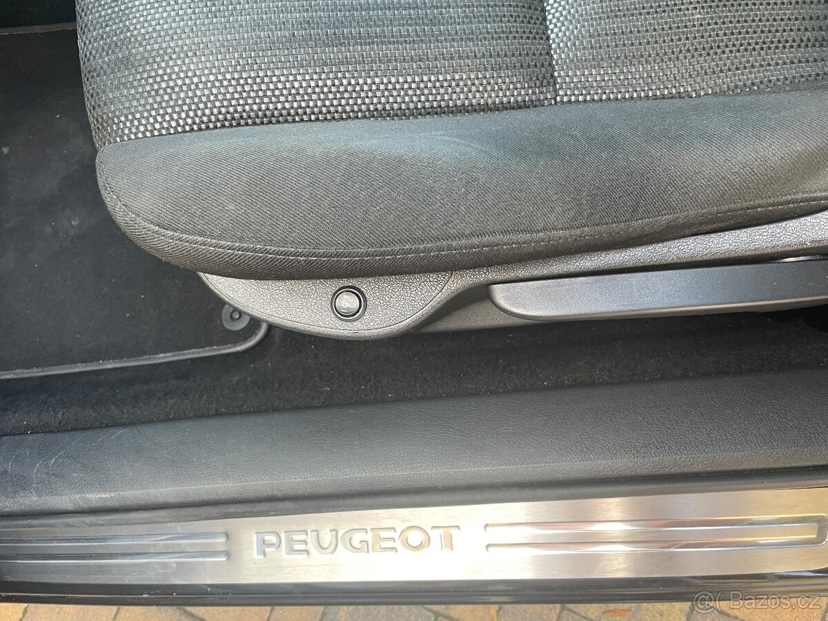 Peugeot 207cc 1.6 16V r.v. 2010 - 8