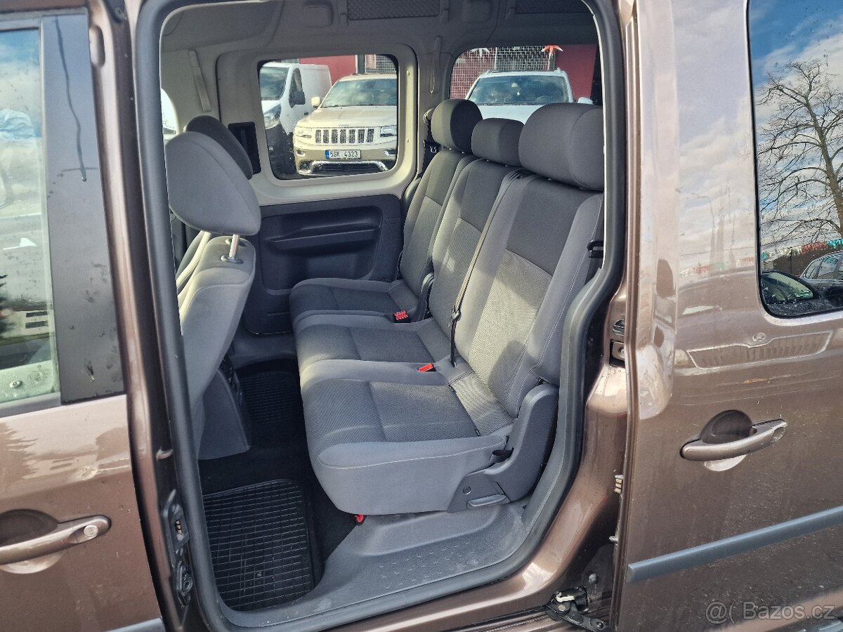 Volkswagen CADDY MAXI 1,6TDI 7 SEDADEL - 8