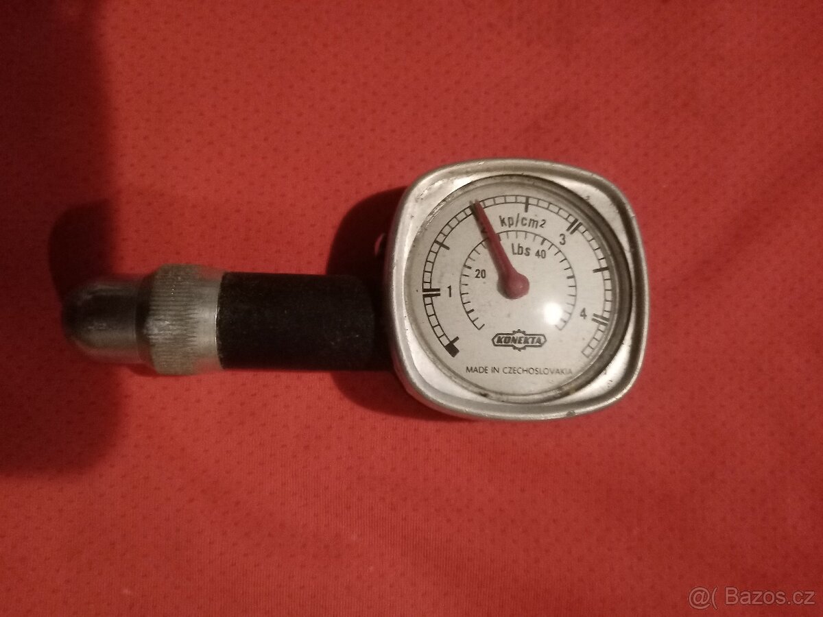 Prodám dalekohled,dukát,klíček... - 8