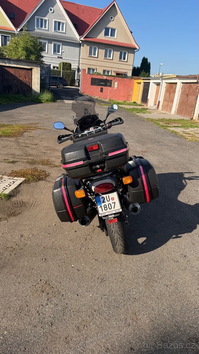 Yamaha TDM 850 twin - 8