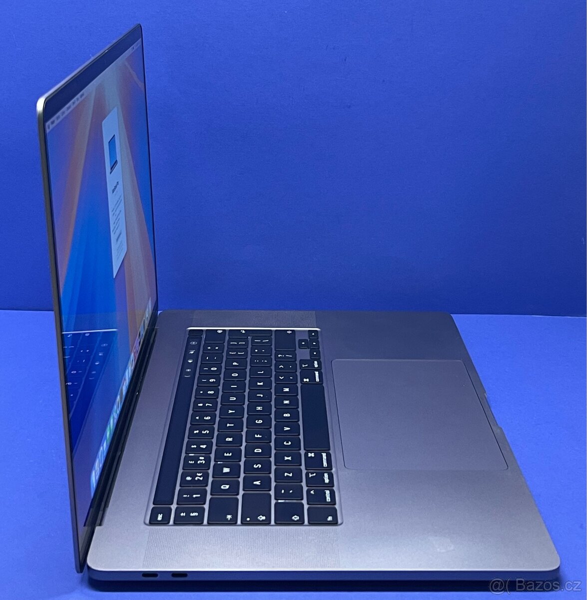 MacBook Pro 16” 2019 CTO /16GB RAM/i7/512GB SSD/Záruka - 8