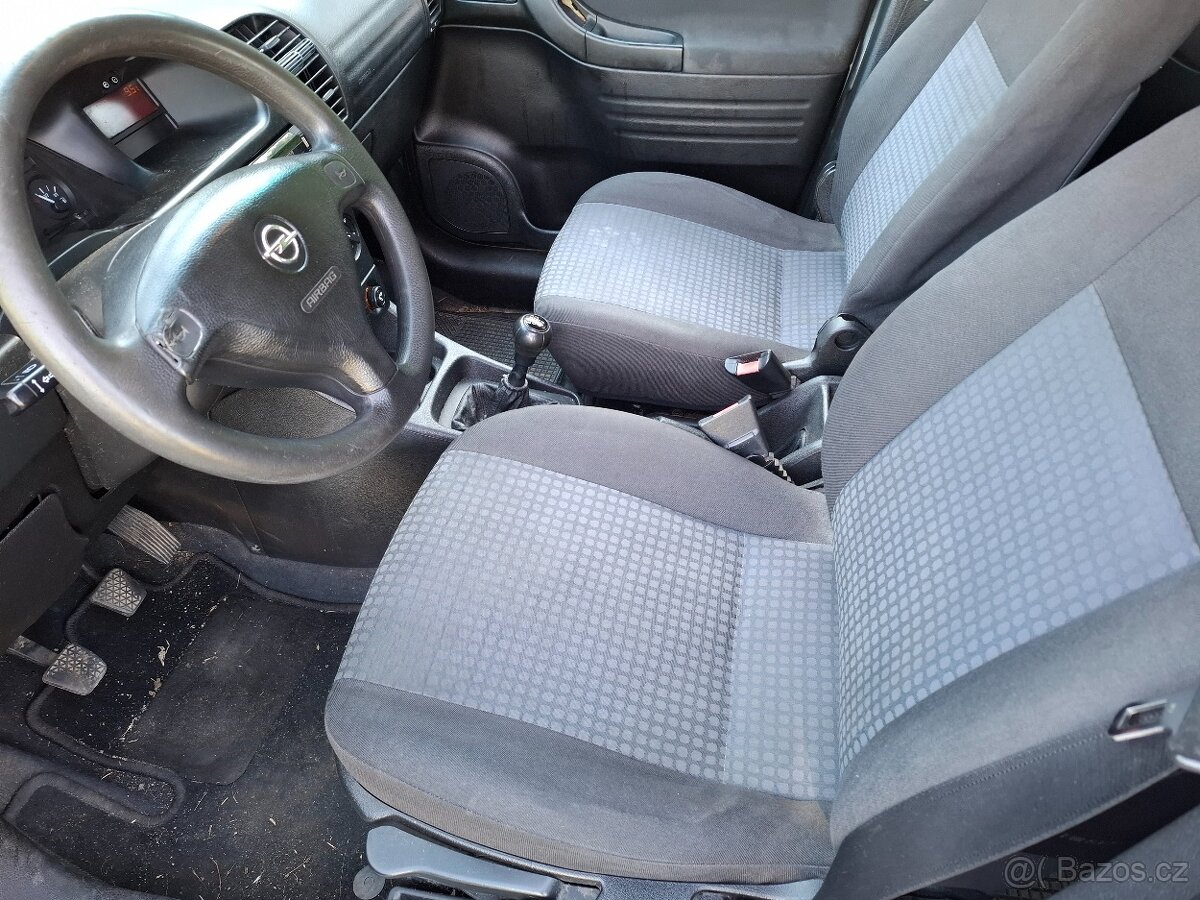 Opel Zafira 1.6i Klima Alu Model 2006.Nová Stk.,-. - 8