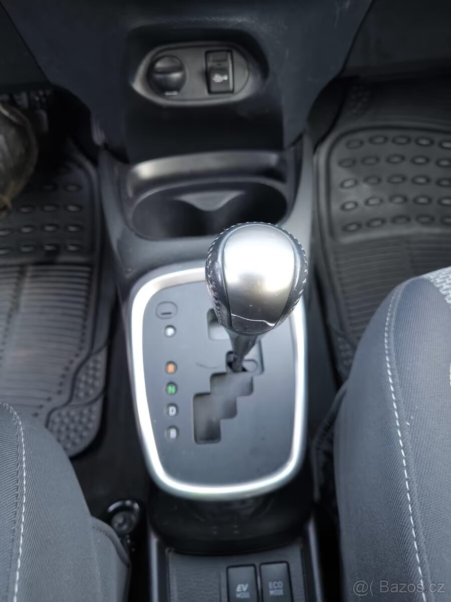 Toyota Yaris Edition-S Hybrid 1.5 16V Automat 1.5 16v r. V.2 - 8