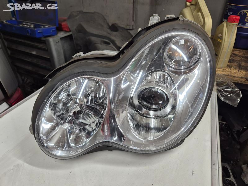 Nove leve predni svetlo mercedes C - 8