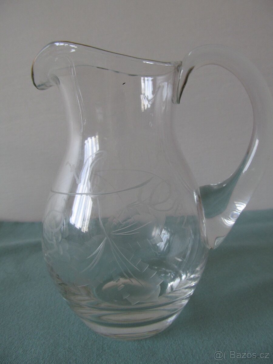 Skleněný džbánek s víkem +2 +1 - 8