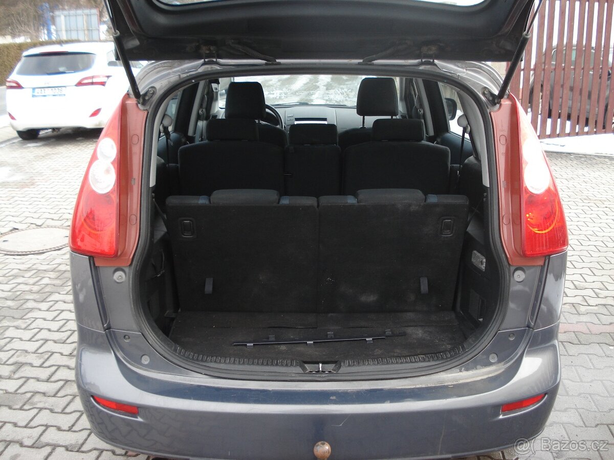 Mazda 5 2.0 D,7 MÍST - 8
