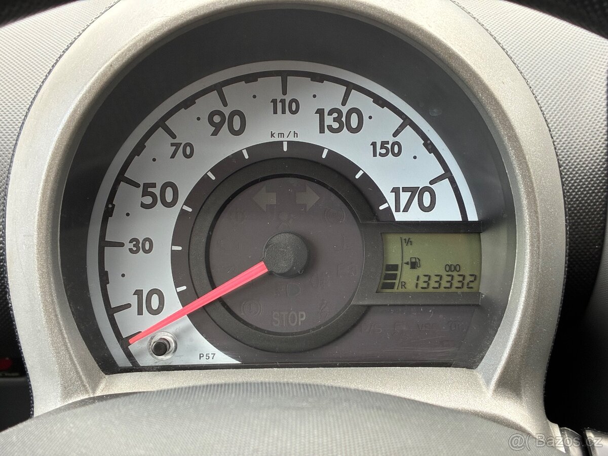 Citroën C1 1.0i Toyota motor - 8