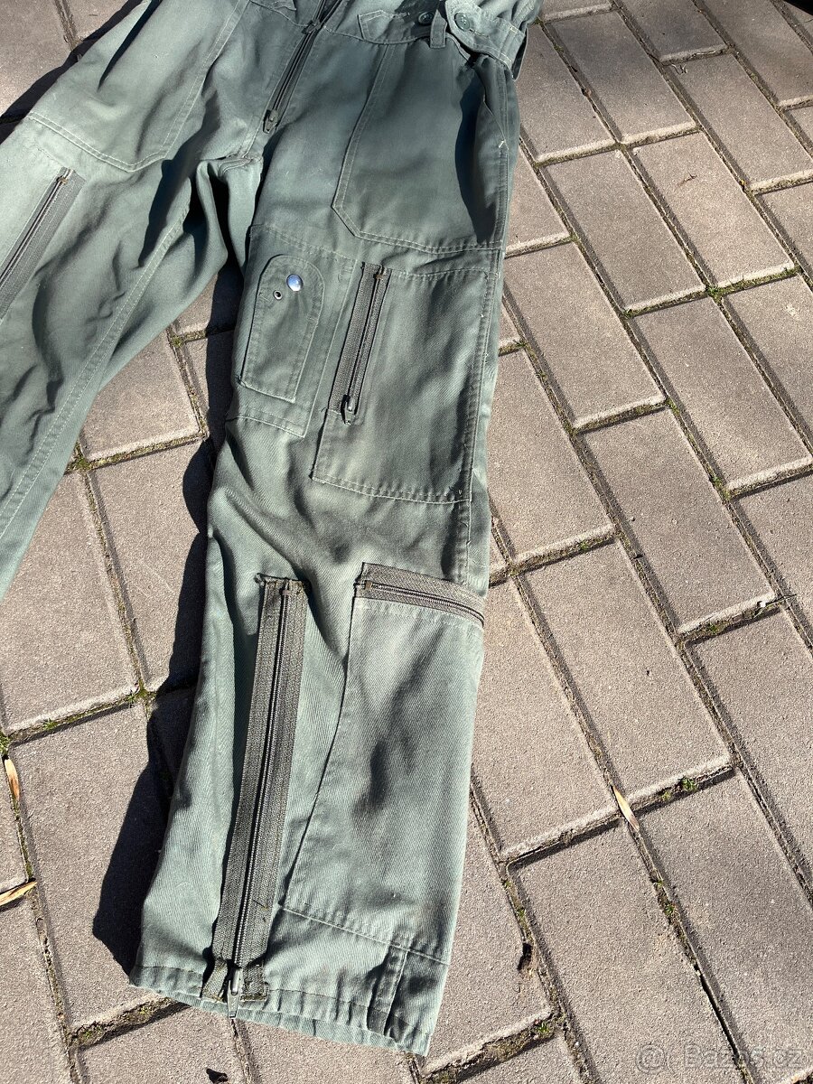 Vojenská letecká kombinéza - 8