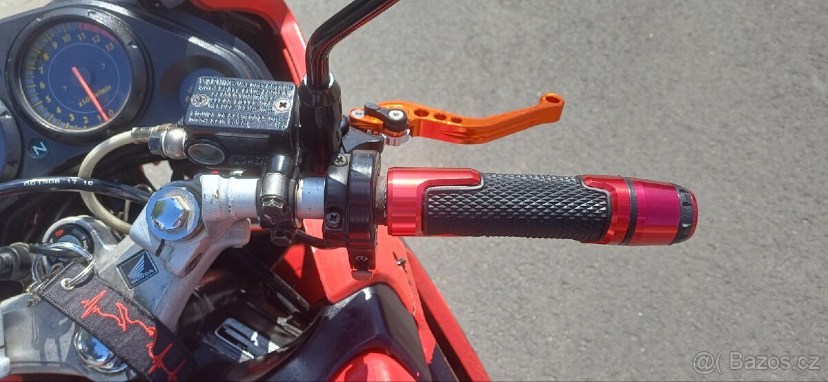 Honda 125 CBR - 8