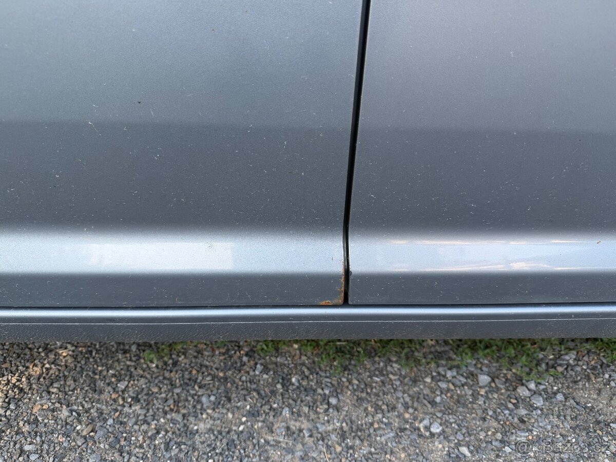 Prodám VW touran 1,9 tdi rv. 2006 - 8