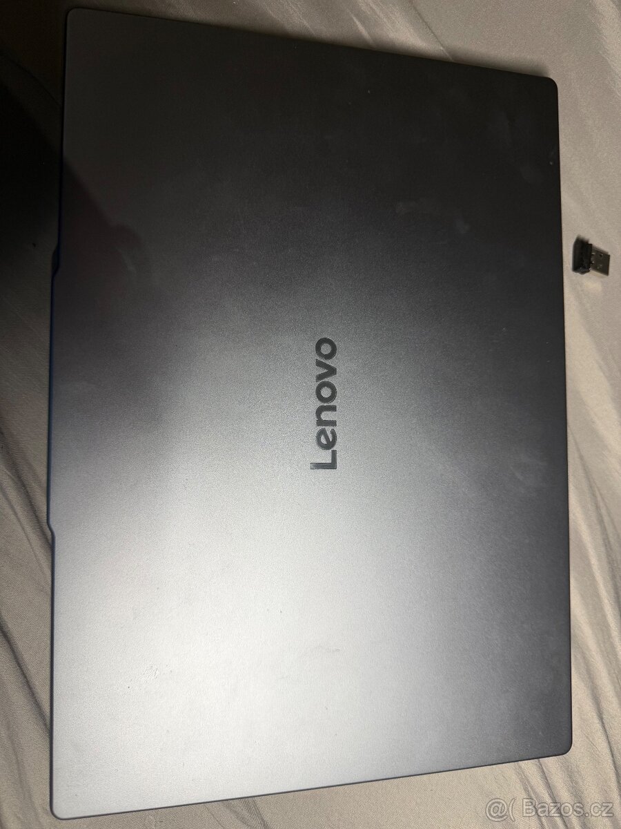Prodám Lenovo Ideapad Slim 5 - 8
