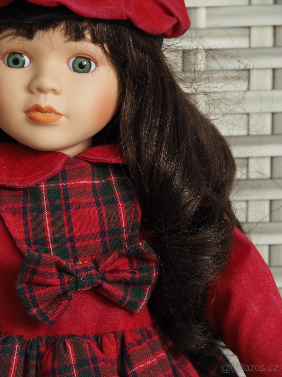 Porcelánová panenka - kárované sestry - 8