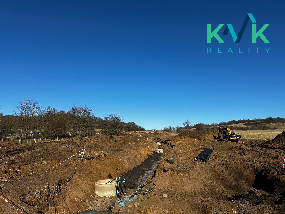 Pozemek o výměře 735 m², určený pro výstavbu rodinného domu, - 8